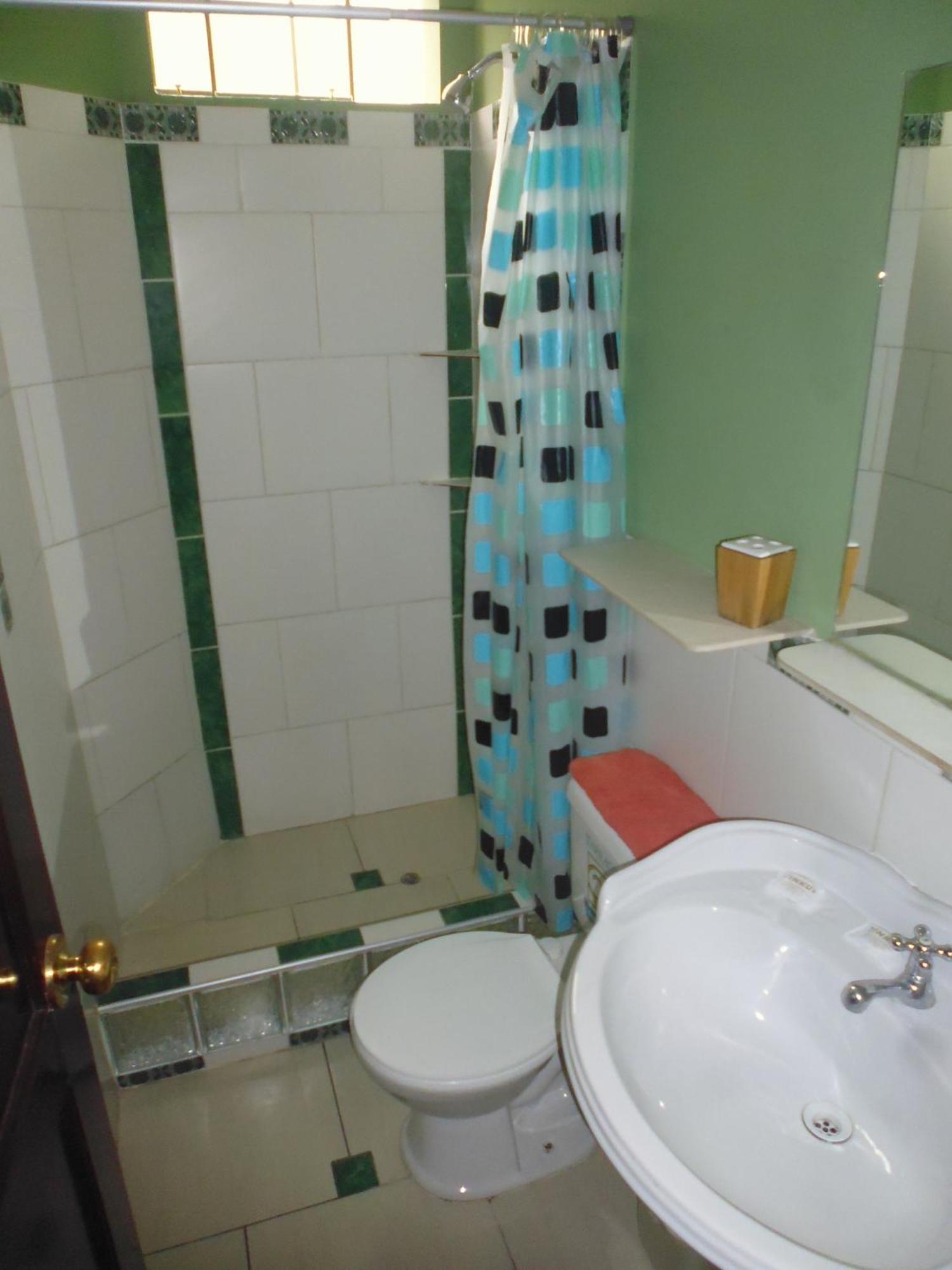 Hotel Tinkus Inn Lima Ngoại thất bức ảnh