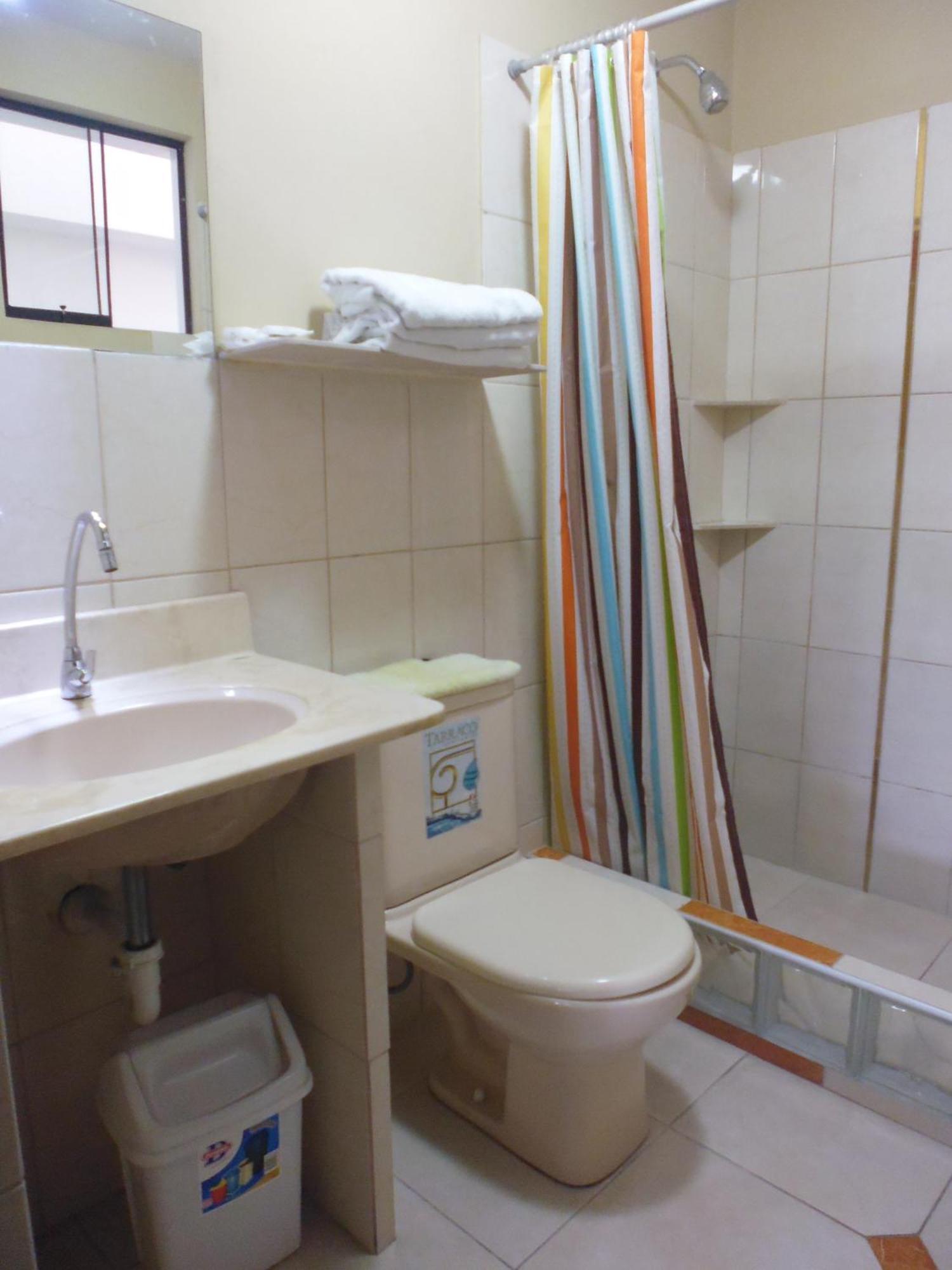 Hotel Tinkus Inn Lima Ngoại thất bức ảnh
