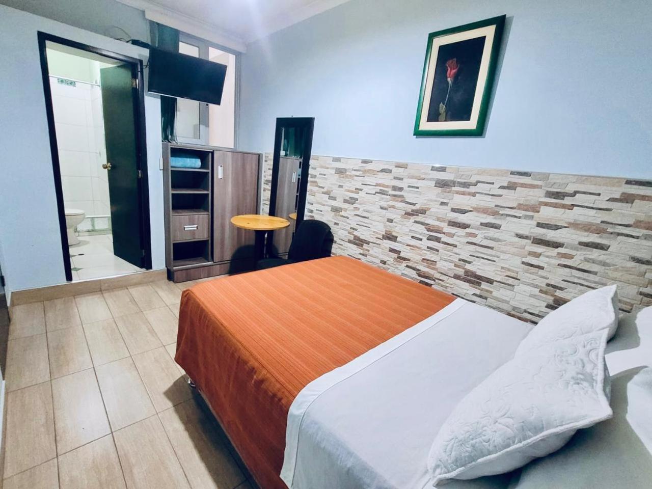 Hotel Tinkus Inn Lima Ngoại thất bức ảnh