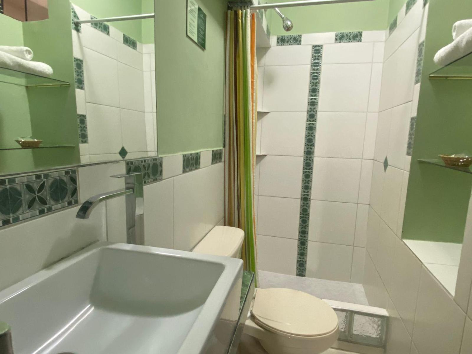 Hotel Tinkus Inn Lima Ngoại thất bức ảnh
