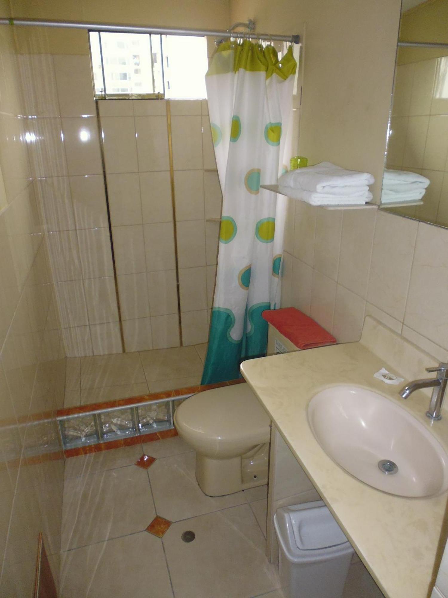 Hotel Tinkus Inn Lima Ngoại thất bức ảnh