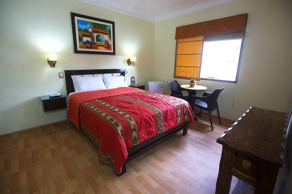 Hotel Tinkus Inn Lima Phòng bức ảnh